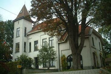 ベッドアンドブレックファースト Le Charnois