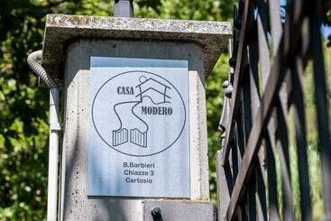 مبيت وإفطار Casa Modero