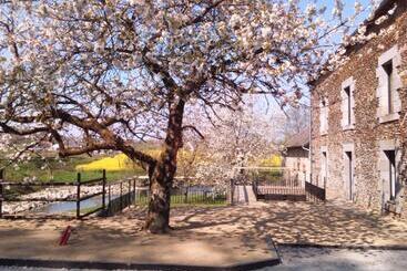 צימר Le Moulin De Bretigneul