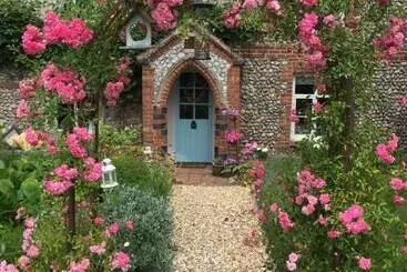 Bed and Breakfast Stone Cottage