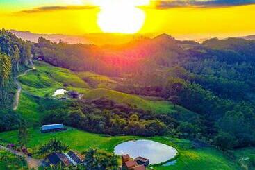 펜션 Pousada Rio Túnel