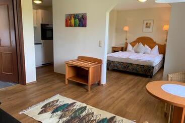 فندق Gasthaus Afina