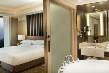 ホテル Jw Marriott Mussoorie Walnut Grove Resort & Spa