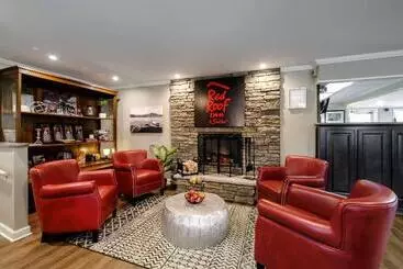 Отель Red Roof Inn And Suites Herkimer