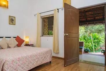 Granpa S Inn Hotel Bougainvillea