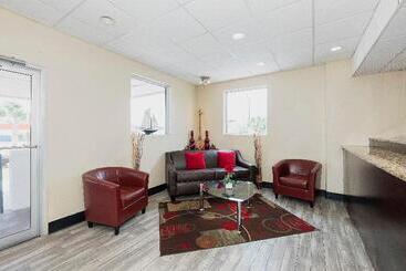 מוטל Red Roof Inn Walterboro