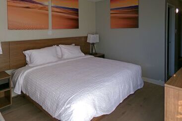 Мотель Clarion Pointe Ridgecrest Near China Lake Naval Station