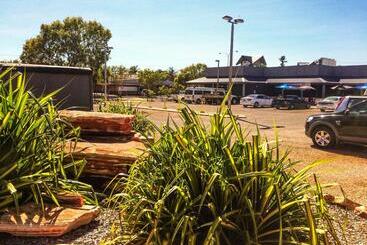 アパートホテル Spinifex