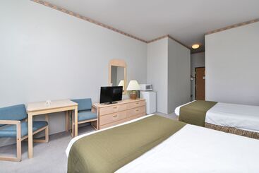 Отель Econo Lodge Inn & Suites