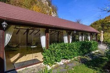 Pensiunea Apuseni Wild