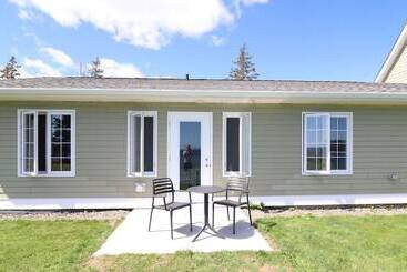 Seawind Landing Country Inn