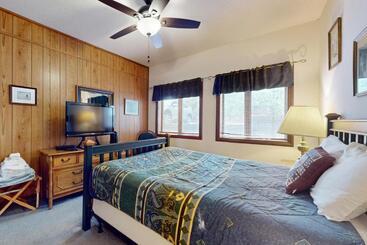 فندق Skyleaf Villa 702