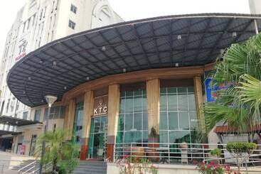 Hotel Kb By Lawangsuite