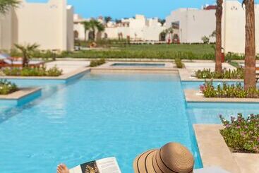 هتل Xanadu Makadi Bay   High Class All Inclusive