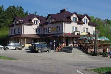 酒店 Noclegi U Danusi