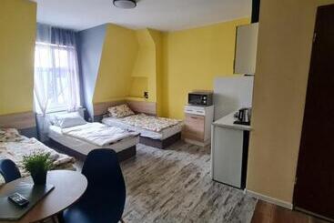 호스텔 Eldomnoclegi, Kolejowa 15 Wągrowiec