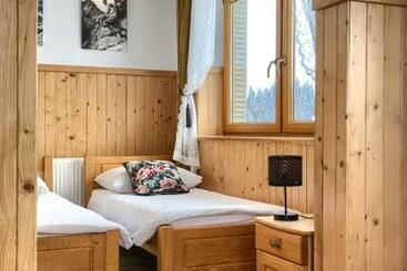 Bed and Breakfast Gościna U Maryny