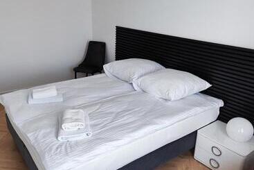 هتل آپارتمان Sleepy3city Plac Unii