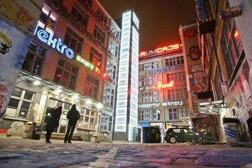 هاستل Włodkowica