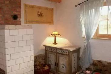 Pod Tulipanem Nad Jeziorem