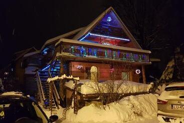 פנסיון Willa Szarotka