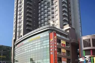 Park City Hotel Luzhou Taipei