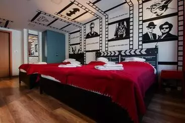 Auberge Good Times House