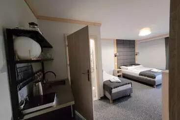 펜션 Karolowy Pokoje&apartamenty