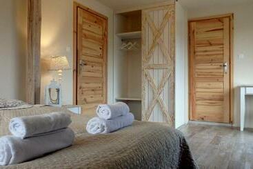 리조트 Dworek Wymysłowo