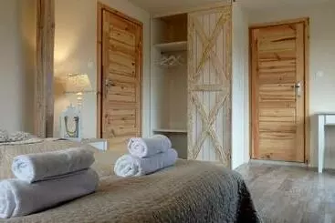 リゾートホテル Dworek Wymysłowo