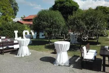 Aamiaismajoitus (B&B) Villa Natura