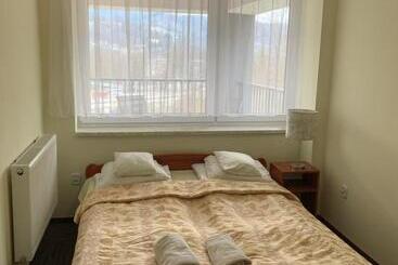 پانسیون Willa Mona