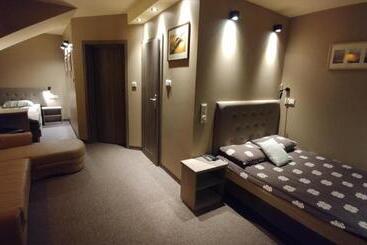 צימר Villa Garden Kutno Centrum