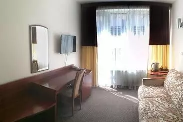 リゾートホテル Dom Wczasowo Rekreacyjny Zgoda