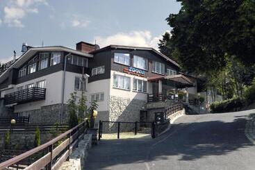 استراحتگاه Dom Wczasowo Rekreacyjny Zgoda