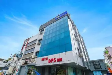 Fabhotel Dps International