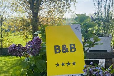 تختخواب و صبحانه Villa La Dune