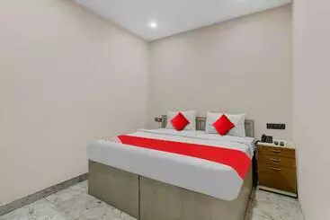 Hotel Oyo Flagship 80837  Rudraksh Inn