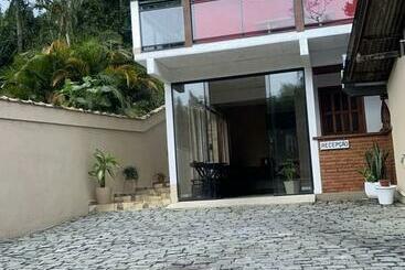 Pensão Suites Estrela