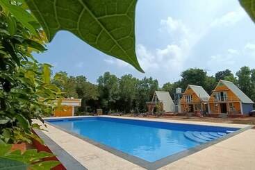 Auro Sunrise Resort Auroville