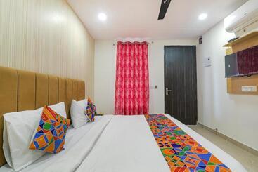 Fabhotel The Comfort