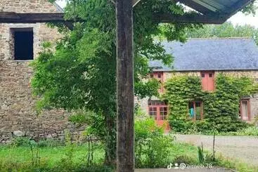 ペンション Domaine Du Tertre Ychot