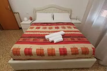 Aamiaismajoitus (B&B) Camera Vicino All Aeroporto