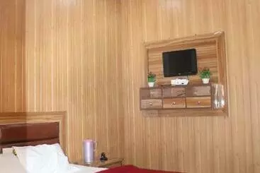 Panzió Shri Ganga River View Rutu Guest House