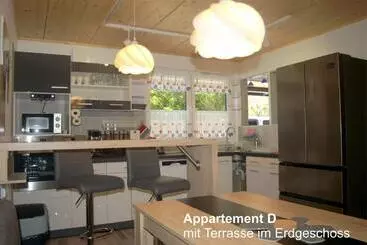 Appartementhaus Am Kornfeld   10 Apartments, 40 Betten, Raucher Balkon, Waschraum