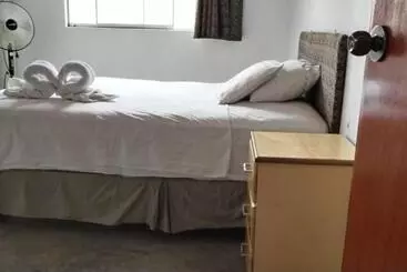 ベッドアンドブレックファースト Hospedaje & Casa Playa Aurora