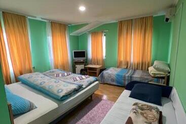 تختخواب و صبحانه Ribarska Priča Restoran Pansion Prijedor