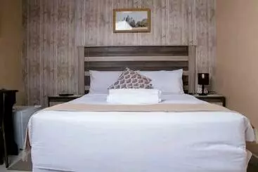 Pension Ngenani Guest House
