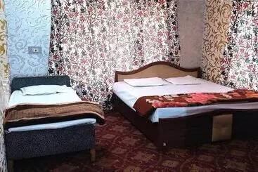 پانسیون Fabulous Kashmir