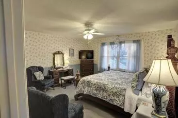 مبيت وإفطار Blue Mountain Mist Country Inn